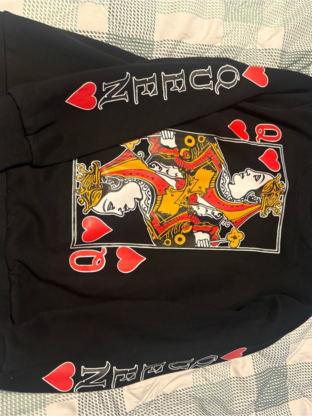 Queen of Hearts Graphic Black Sweatshirt